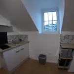 Appartement Mezzanine Des Eaux Vives *