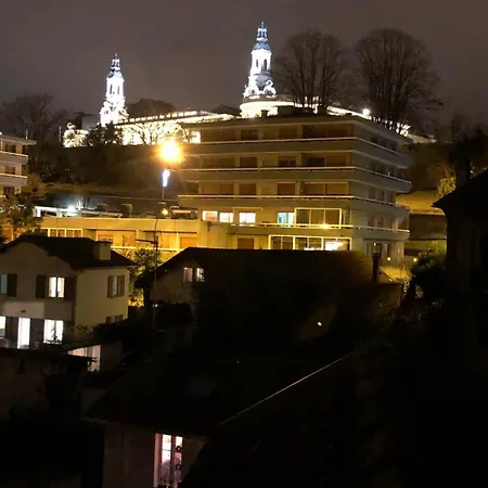 Mezzanine Des Eaux Vives شقة *