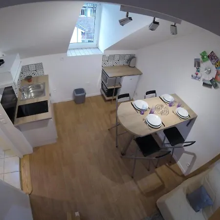 Mezzanine Des Eaux Vives *