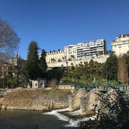Mezzanine Des Eaux Vives * Pau