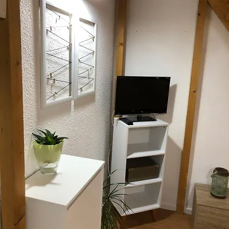 Mezzanine Des Eaux Vives بو